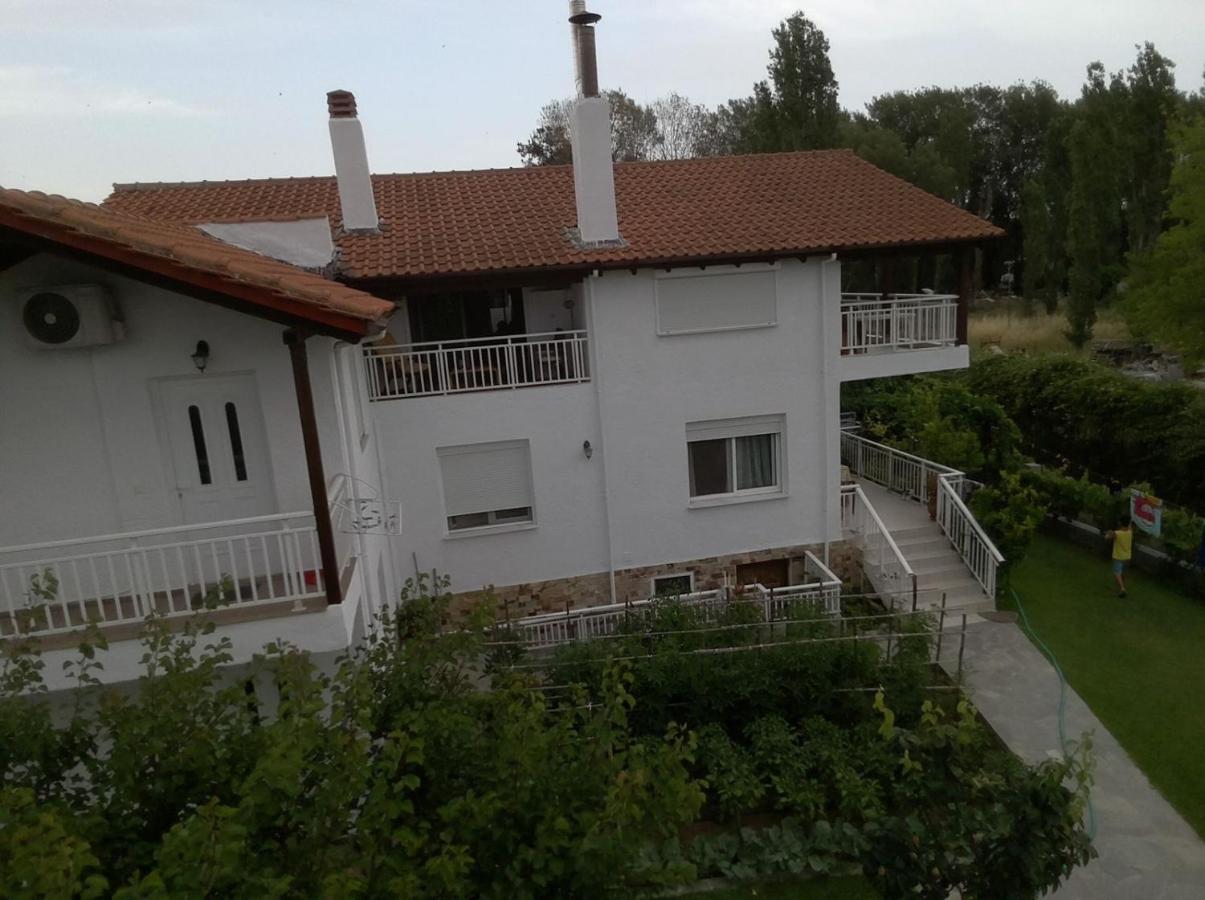Katerina Rooms Nea Kallikrateia Екстер'єр фото